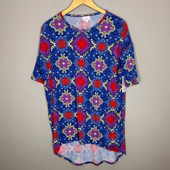 NWT Lularoe Irma abstract oversized tshirt - Picture 1 of 6